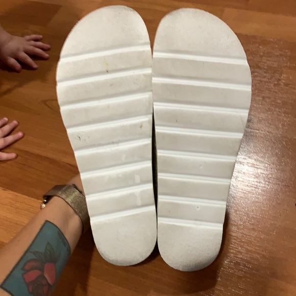 The Shoe Box Glitter Sandals - Picture 4 of 4